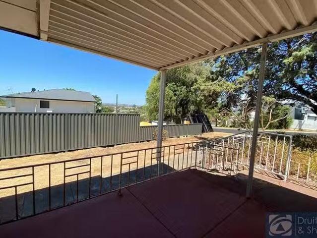 House for rent in Stirling, Western Australia