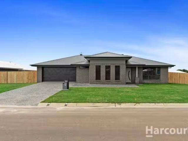 House for rent in Kawungan, Queensland