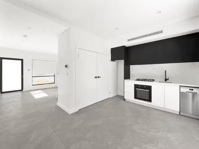 Condo for rent in Sydney, New South Wales