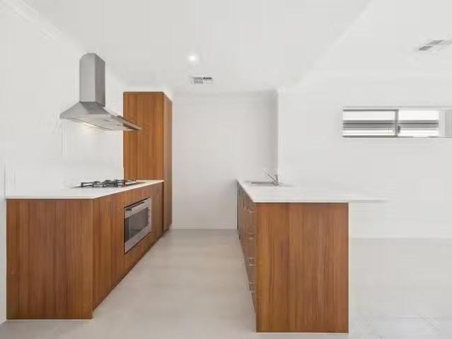 House for rent in Hammond Park, Western Australia