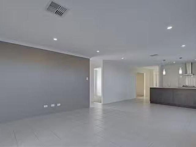 House for rent in Hammond Park, Western Australia