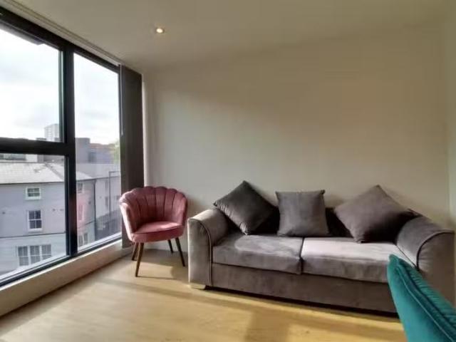 Apartment for rent in South Lane, West Yorkshire