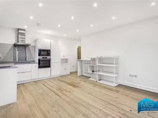 Apartment for rent in Broxbourne, Hertfordshire