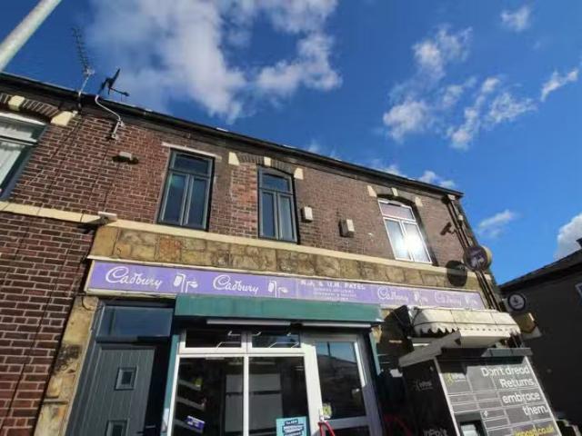 House for rent in Fernhill, Bury