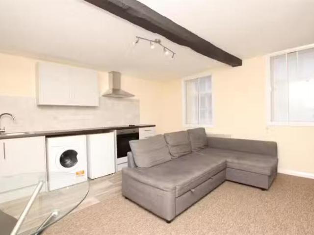 House for rent in Redcliffe, Feckenham