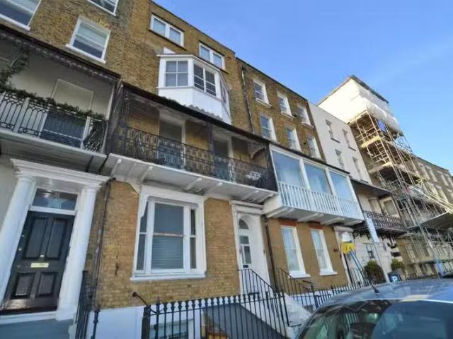 House for rent in East Cliff, Acol
