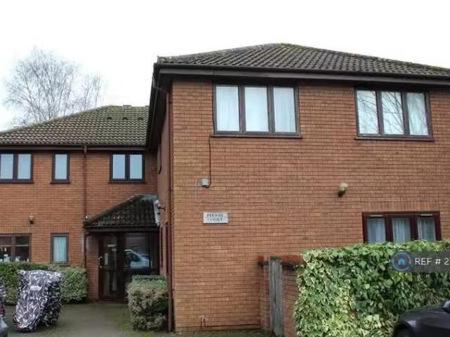 House for rent in Pouchen End, Hertfordshire