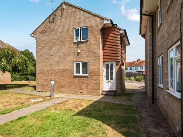 House for rent in Fishersgate, West Sussex