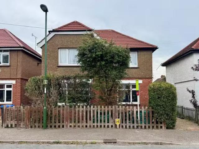 House for rent in Fishersgate, West Sussex