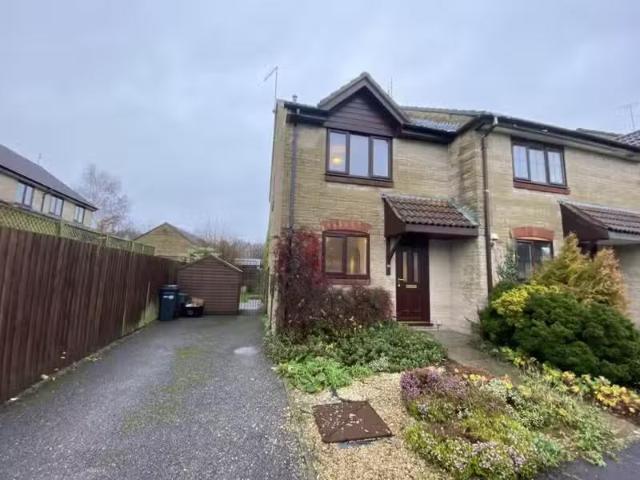 House for rent in Navestock Side, Essex