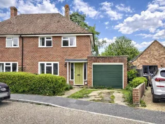 House for rent in Fole, Surrey