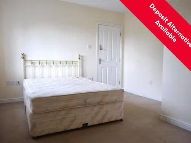 House for rent in Oxleaze, Gloucester