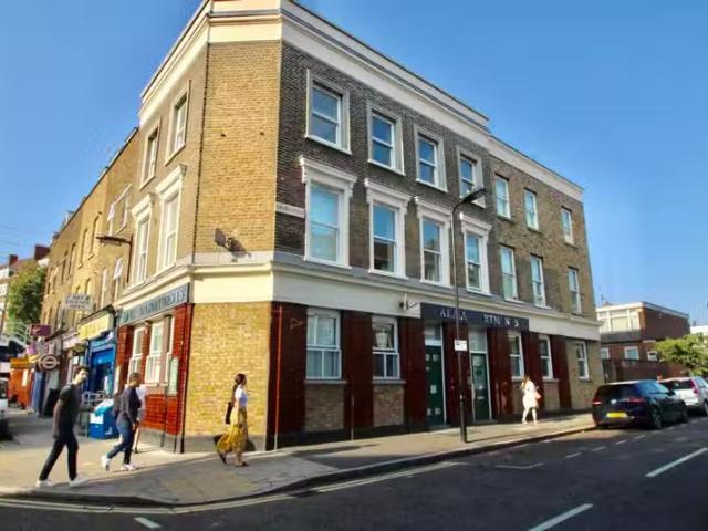 Apartment for rent in Homerton, Greater London