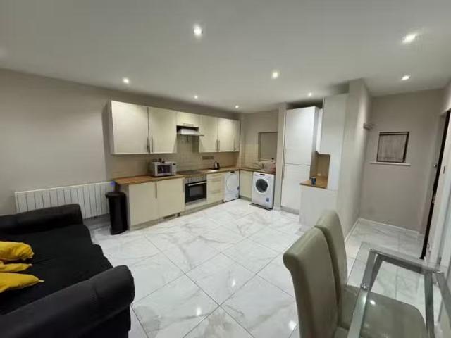 House for rent in Barnwell, Arbury