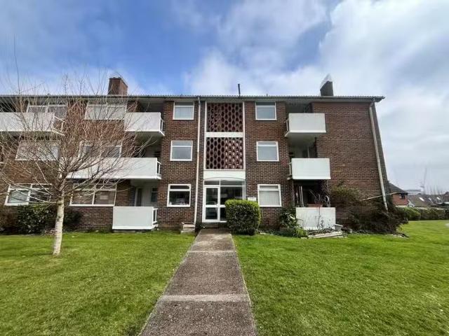 House for rent in Fishersgate, West Sussex