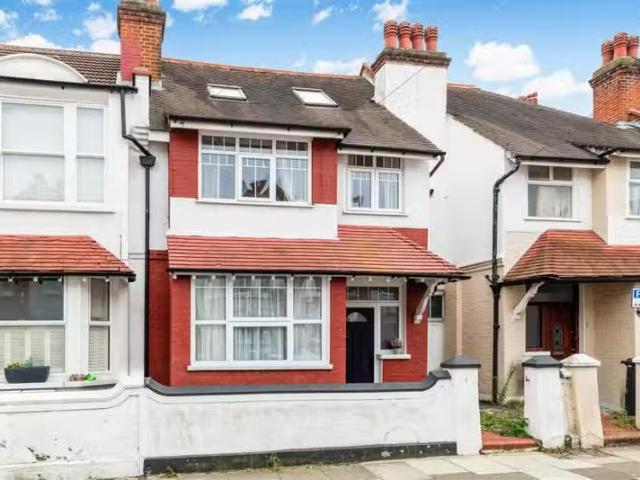 House for rent in London Borough of Merton, Mitcham