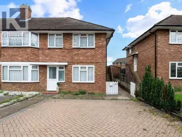 House for rent in Royal Borough of Kingston upon Thames, Greater London
