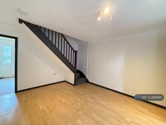 House for rent in Barry, Wales