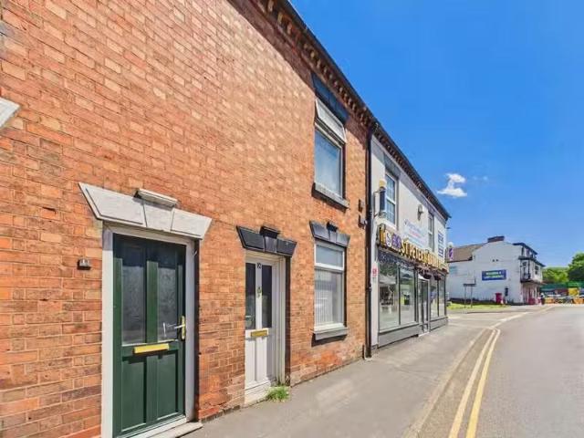 House for rent in Winshill, Beamhurst