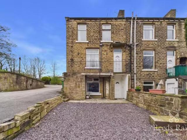 House for rent in Lindley, West Yorkshire