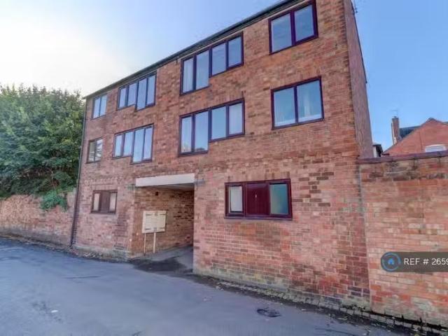 House for rent in Sydenham, Green Close