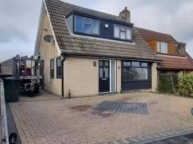 House for rent in Slack Side, West Yorkshire
