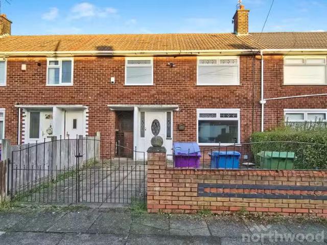 House for rent in Calderstones