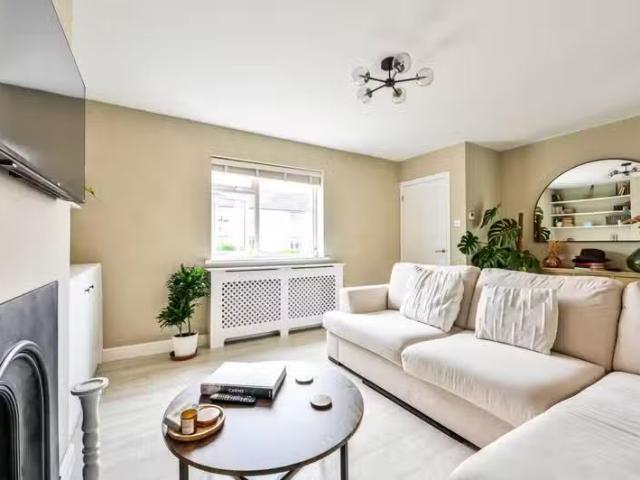House for rent in Stoughton, Guildford