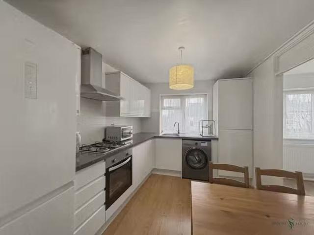 House for rent in West Wickham, Greater London
