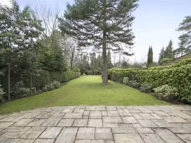 House for rent in Blackhills, Surrey