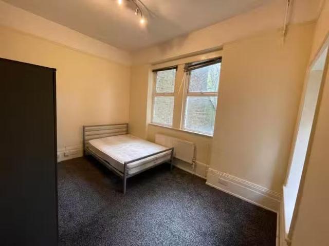 House for rent in London Borough of Croydon, Greater London