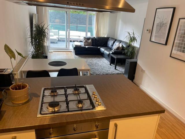 Apartment for rent in Mile End, Greater London