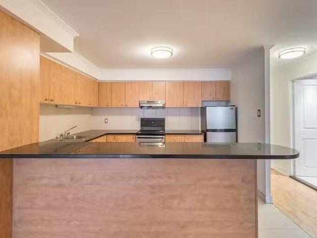 Condo for rent in St. Leonard's, Quebec