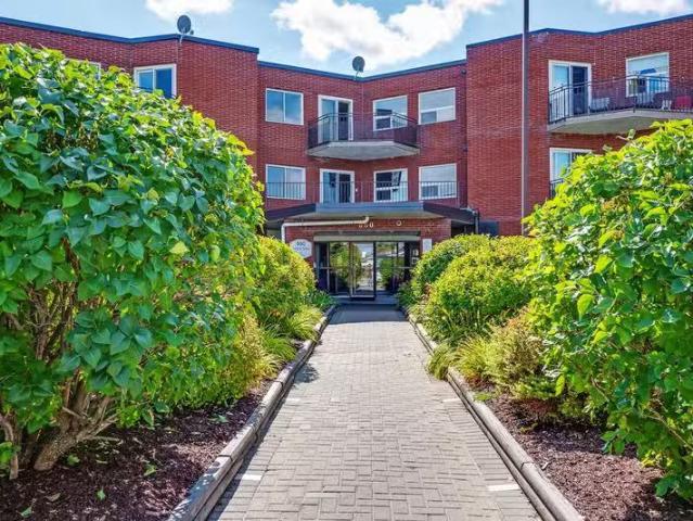 Condo for rent in Connaught, Ontario