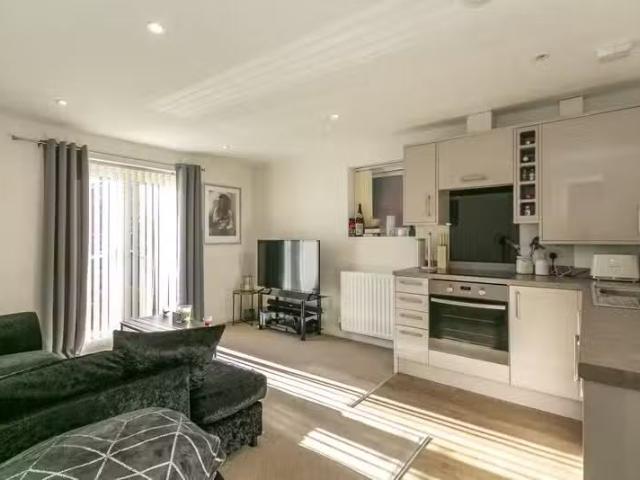 House for rent in Highams Park, Greater London