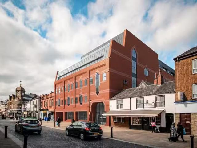 House for rent in The Haulgh, Lee Bank