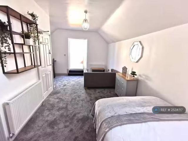 House for rent in Cotteridge, West Midlands