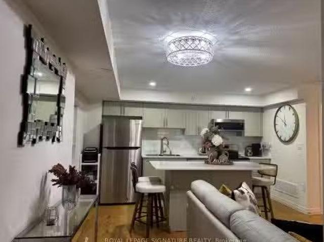 Condo for rent in Clarington, Golden Horseshoe