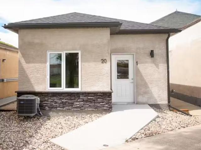 Condo for rent in East St. Paul, Manitoba