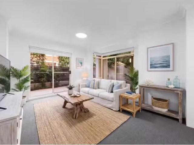 Apartment for rent in Lower North Shore, Sydney