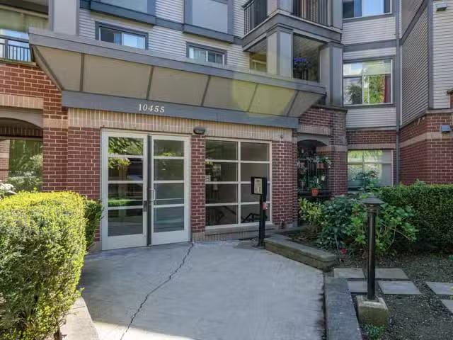Apartment for rent in Surrey, British Columbia
