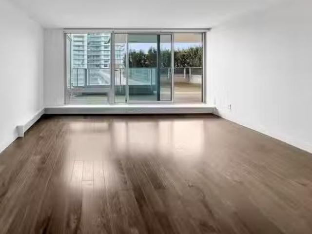 Apartment for rent in Vancouver, British Columbia