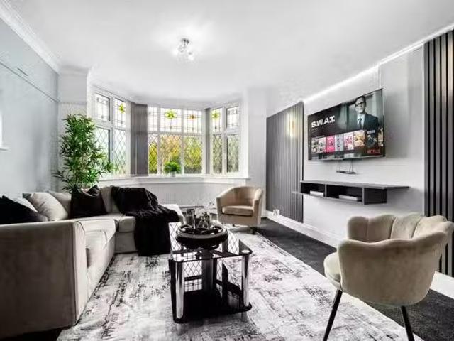 Apartment for rent in Buckland End, West Midlands