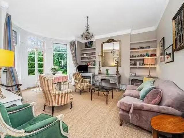 Apartment for rent in Herne Hill, Greater London