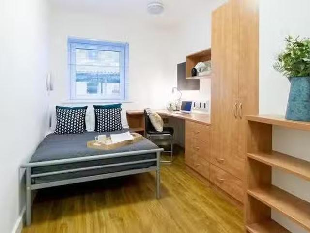 Apartment for rent in Watergate, Devon