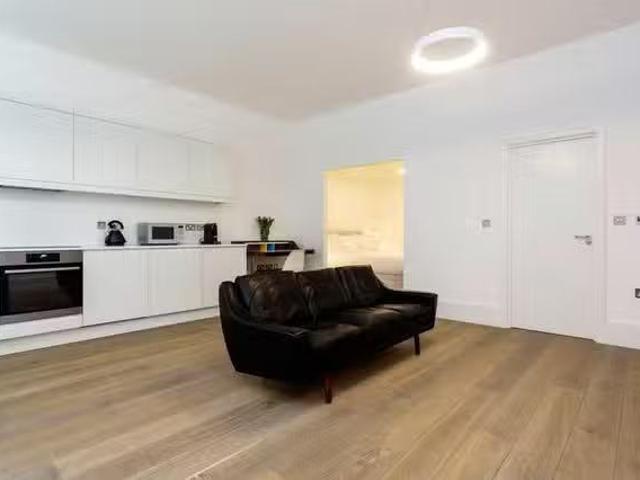 Apartment for rent in South Hampstead, Greater London