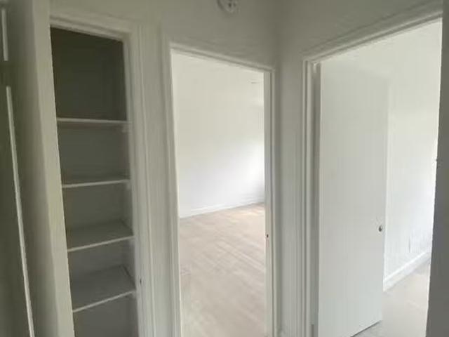 Condo for rent in Cote-saint-luc, Quebec