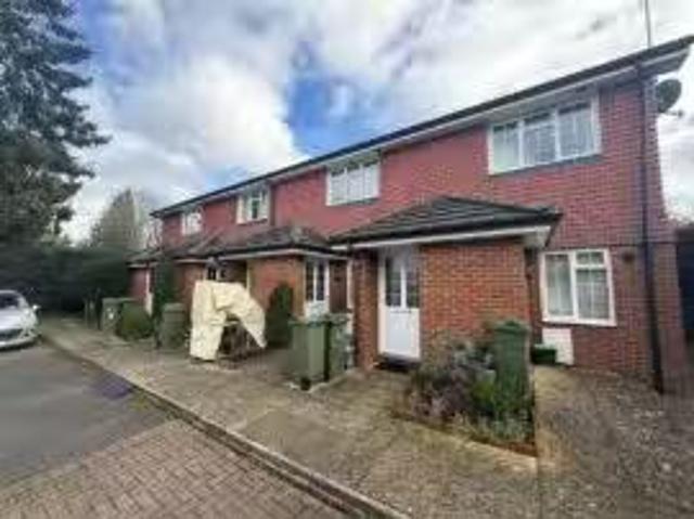 Apartment for rent in Westborough, Surrey