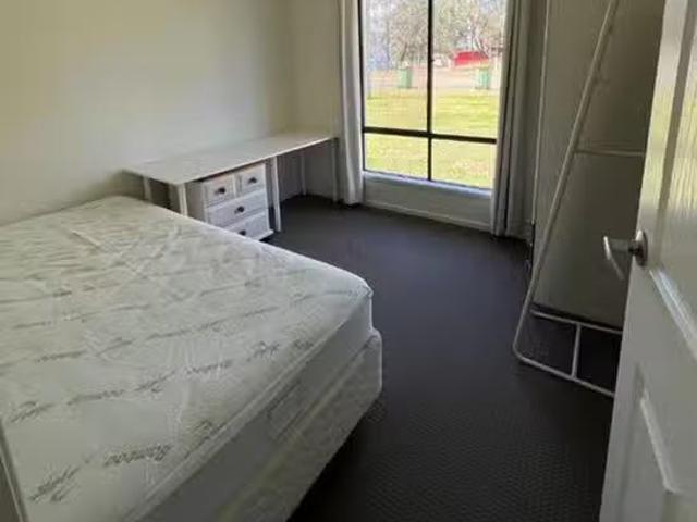 House for rent in College View, Queensland