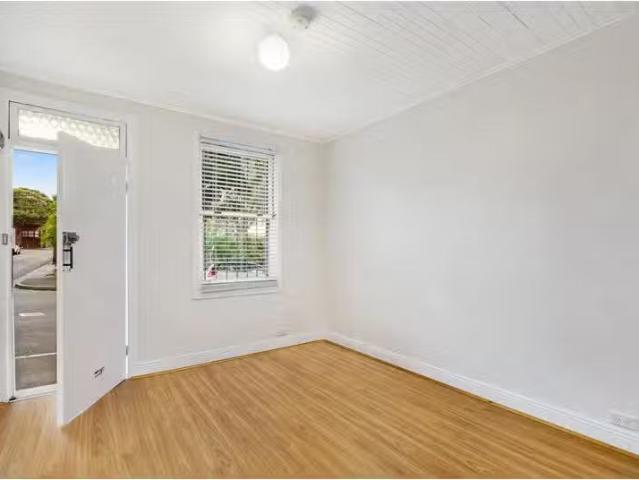 Condo for rent in Sydney, New South Wales